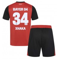 Billiga Bayer Leverkusen Granit Xhaka #34 Barnkläder Hemma fotbollskläder till baby 2024-25 Kortärmad (+ Korta byxor)